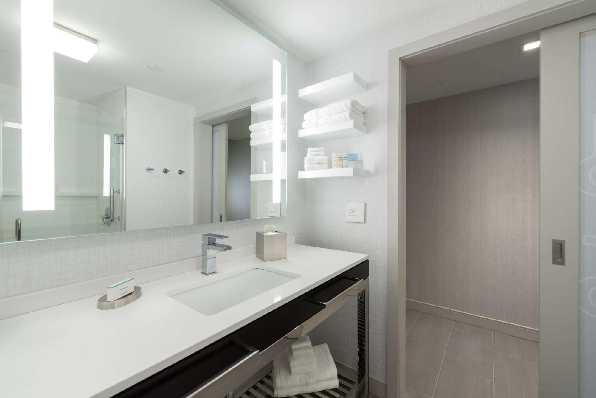 Hampton Inn & Suites Bridgewater, Nj Экстерьер фото