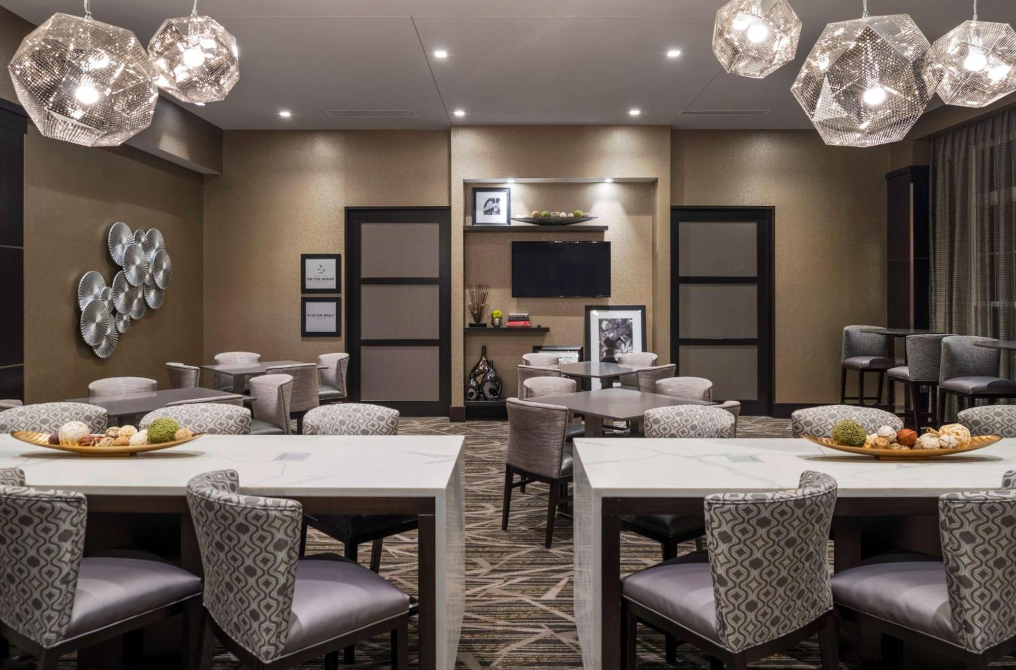 Hampton Inn & Suites Bridgewater, Nj Экстерьер фото