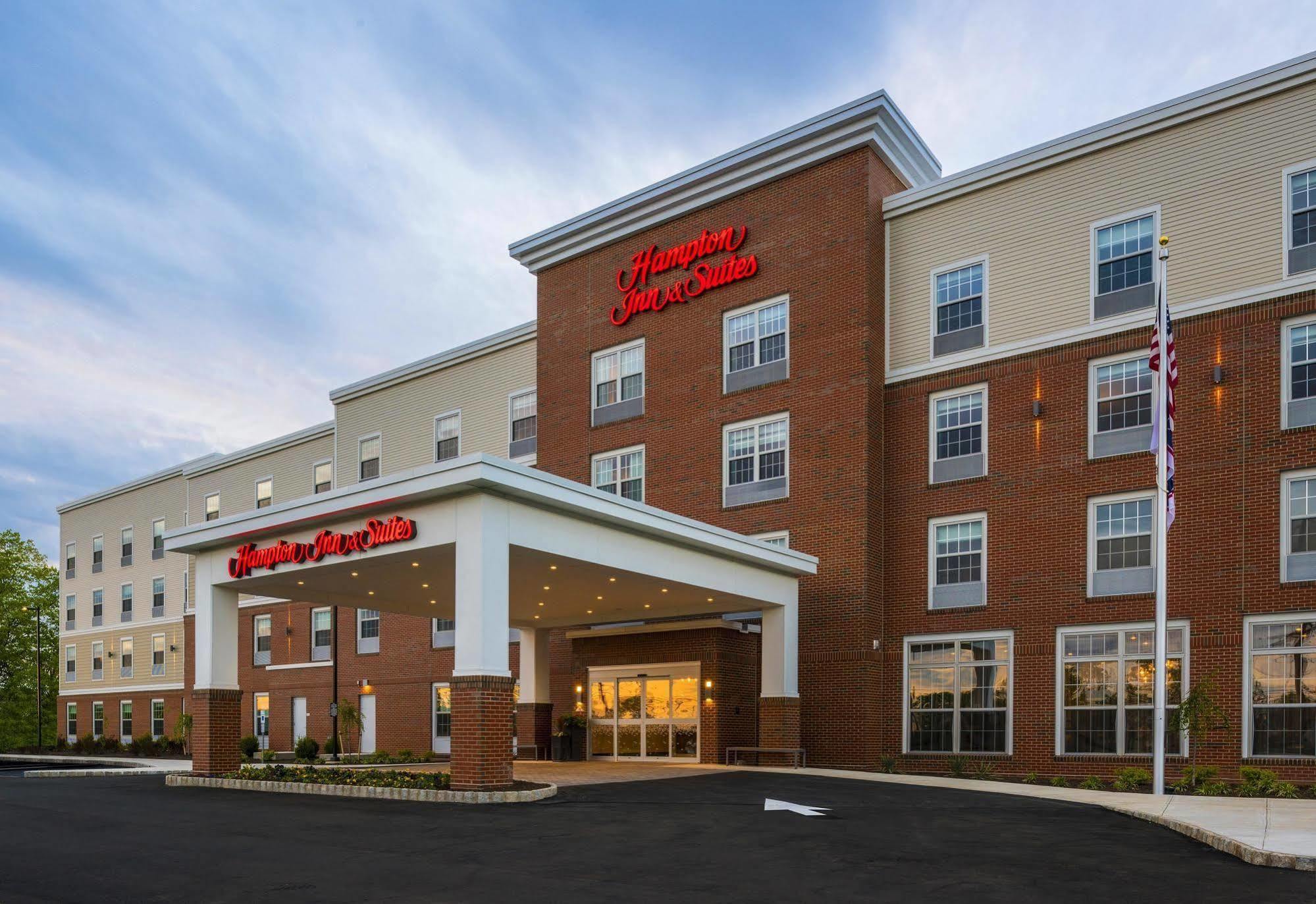 Hampton Inn & Suites Bridgewater, Nj Экстерьер фото
